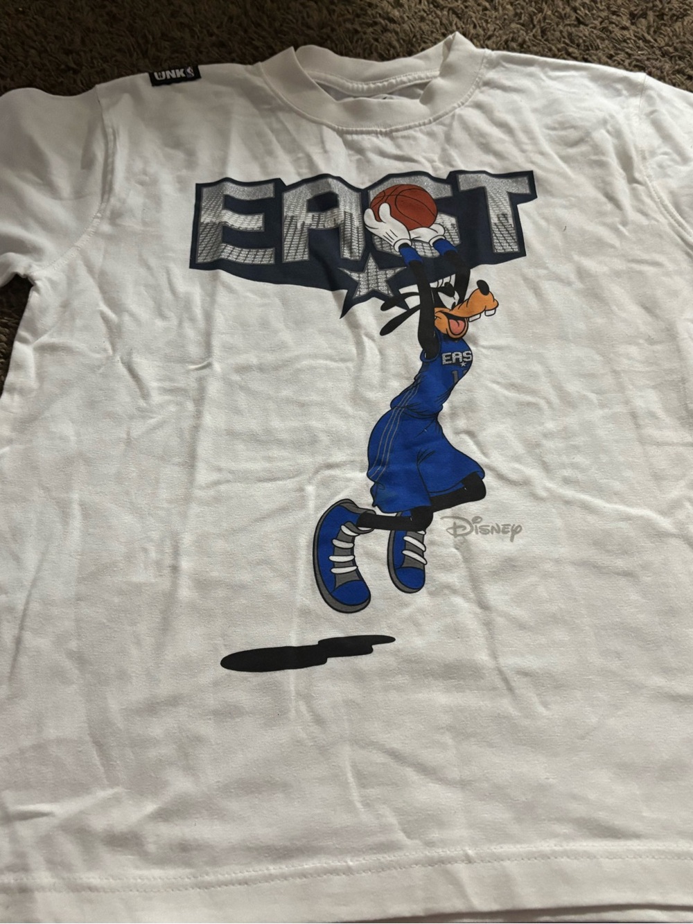 Disney Goofy White Graphic Tee Basketball All Star